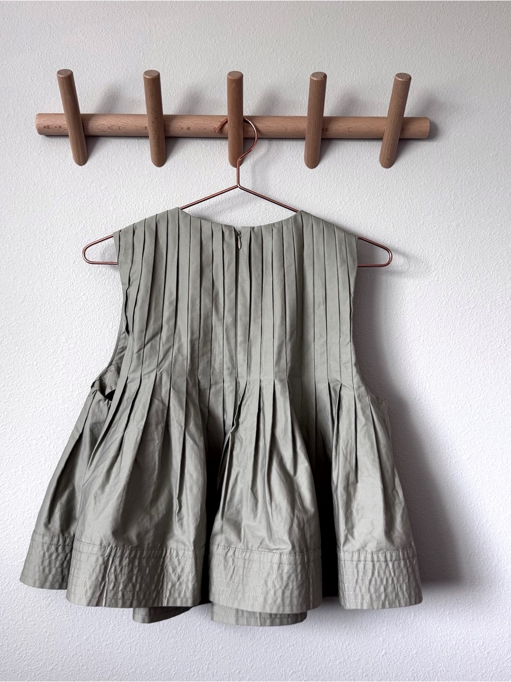 Mare Mare Pleated Structured Swing Tank Top in Sage - Picture 9 of 11